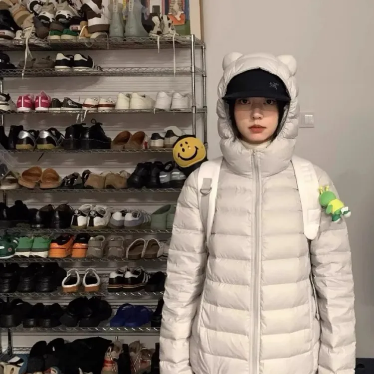 樱子oni可爱小熊耳朵连帽排骨棉服女2025冬季新棉衣轻薄外套