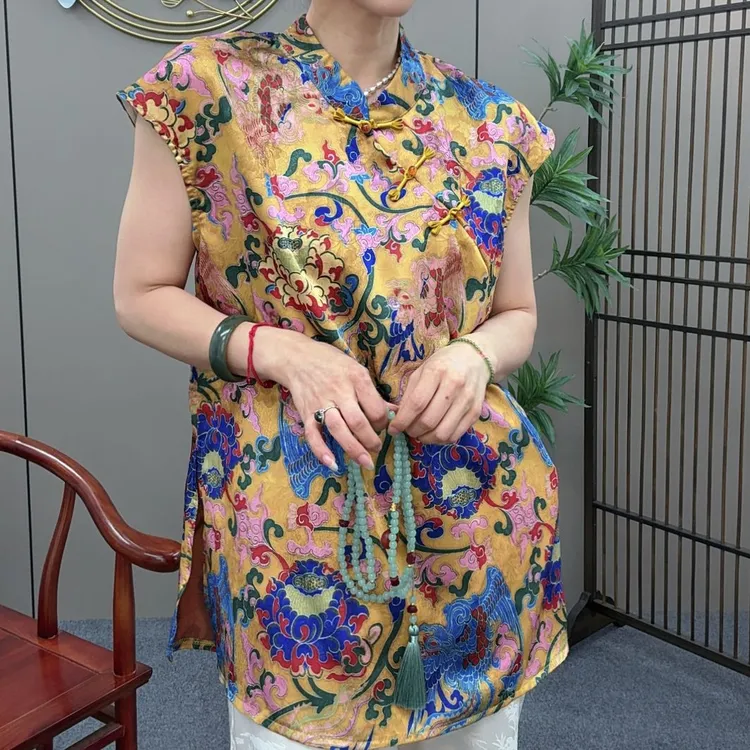 三姐家2025夏款新中式提花立领盘扣国风宽松百搭砍袖上衣