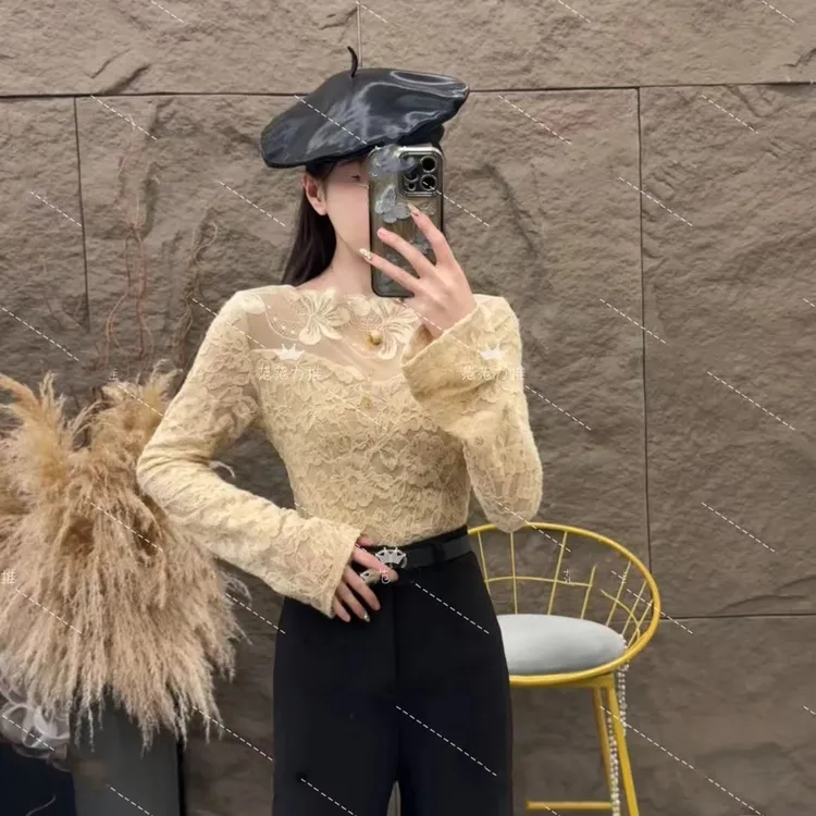 冬季新款加绒V领蕾丝打底衫女修身显瘦百搭洋气长袖内搭上衣-8078