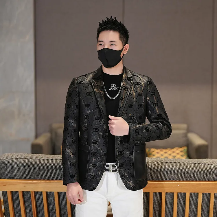 2025秋冬新款男士轻奢植绒雕花拼接绵羊皮潮流修身百搭平驳领西服