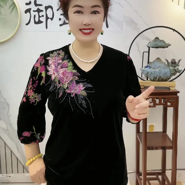清新百合定位丝绒烧花太太衫