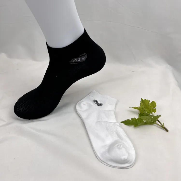 木几何木纤维防臭袜男士秋款运动休闲袜低帮网眼薄款透气船袜短袜