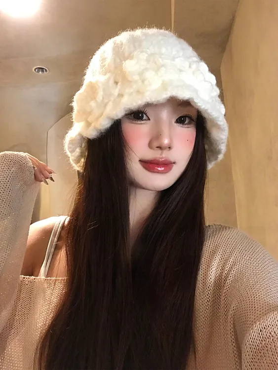 白色花朵针织渔夫帽女秋冬季保暖高级感盆帽大头围显脸小毛线帽子