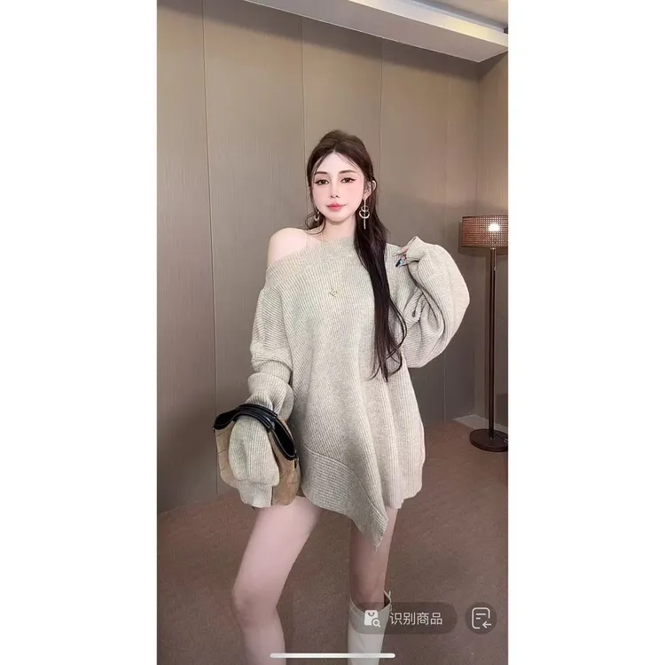 DACPAN-“本妍驾到”斜肩不规则大版针织毛衣  2025/盼·PP 6331