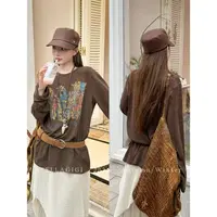 SG / 杨依姗 AW时尚趣味印花圆领长袖T恤T-20251332