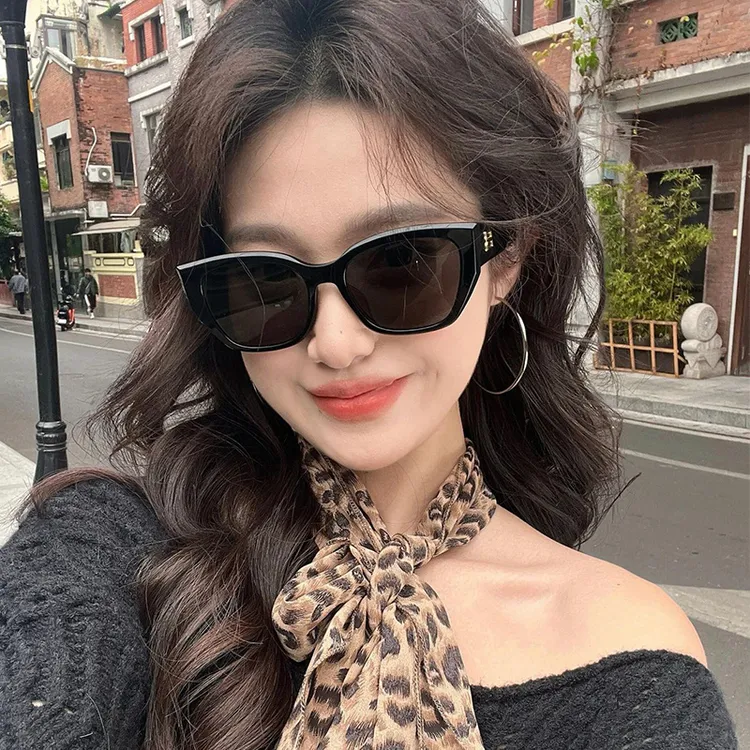 槑槑哒复古猫眼墨镜女潮小框防紫外线太阳眼镜显瘦高级感时尚百搭