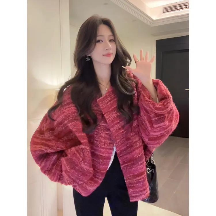 MARIE.COCO韩系小香风玫红色显白外套蕾丝内搭微喇休闲裤三件套装