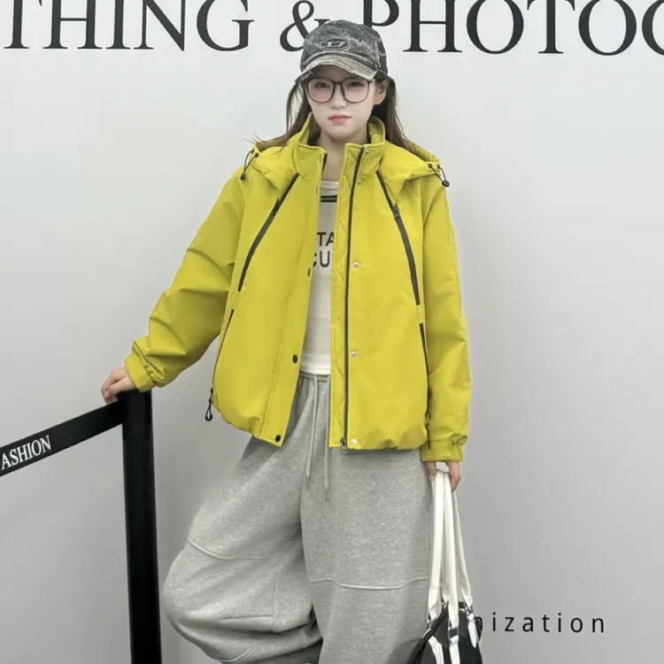 女式冬季新款连帽加绒保暖外套上市热销中秋季