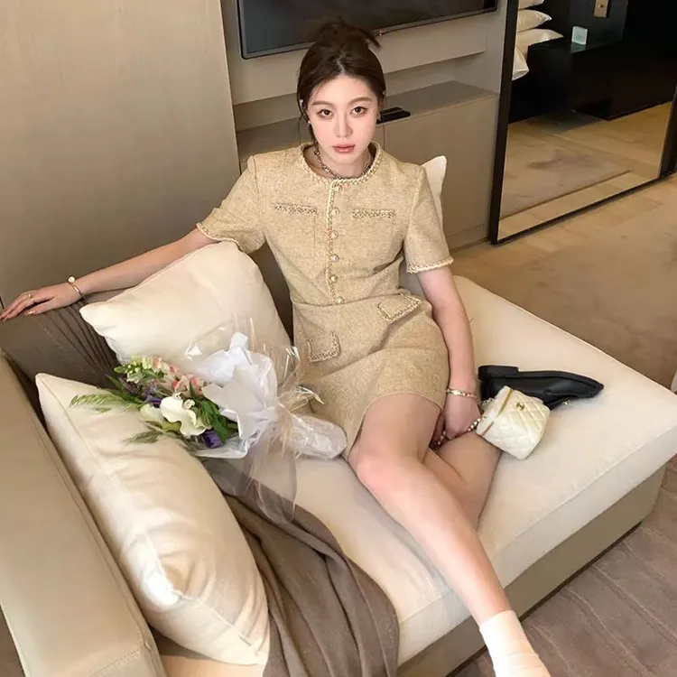 小香风连衣裙女设计感气质名媛减龄洋气显瘦裙子