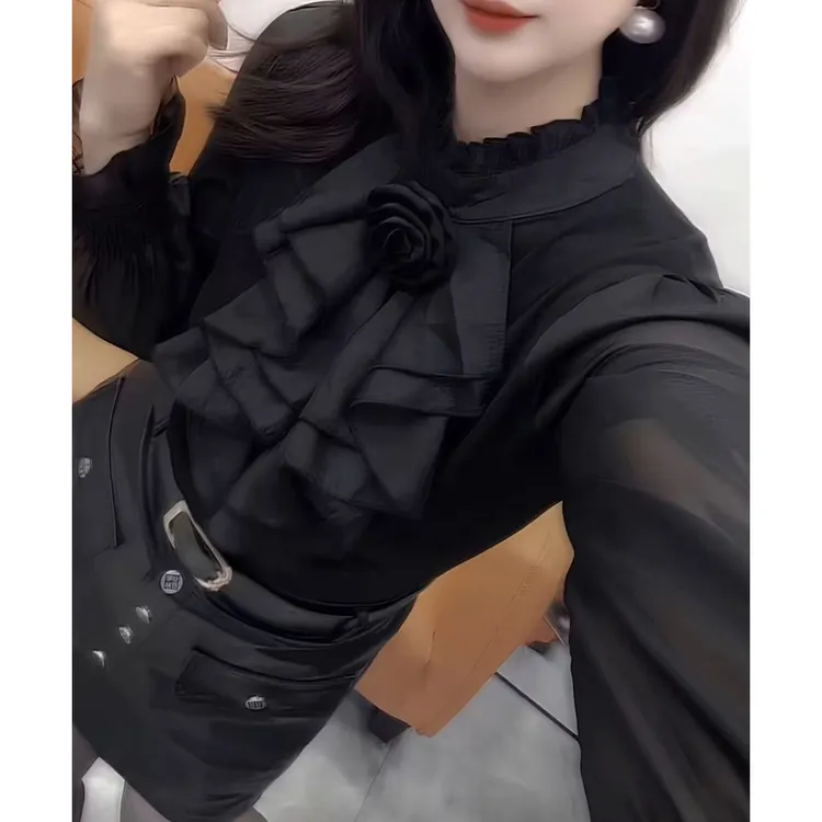 今年流行穿搭2025早秋新款温柔风花边荷叶边法式长袖衬衫时尚上衣