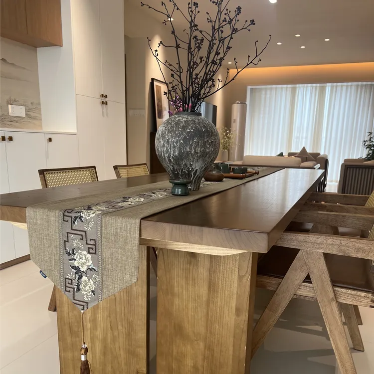 北欧简约实木餐桌复古茶桌会议桌侘寂风原木设计工作台长桌洽谈桌