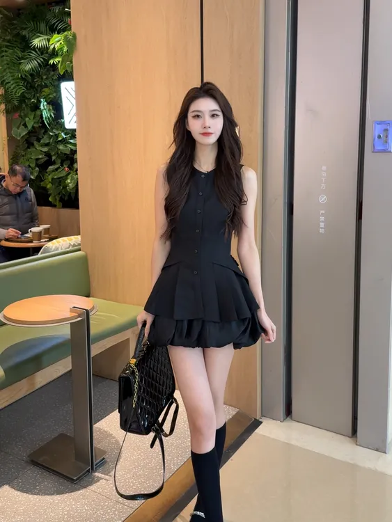 甜美可爱风格衣服女款爆款2025新款高级感女夏天无袖组合套装裙子