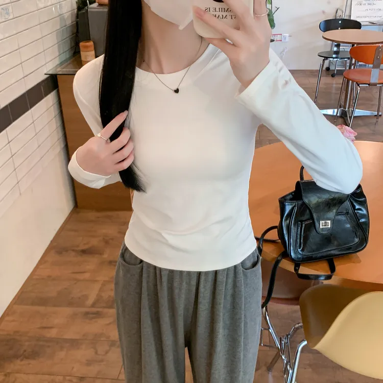 8106-长袖t恤女2025早秋修身上衣正肩内搭打底衫白色圆领百搭简约