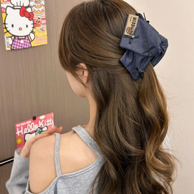 布朗熊牛仔三角抓夹女高级感2025新款鲨鱼夹设计感后脑勺发夹夹子