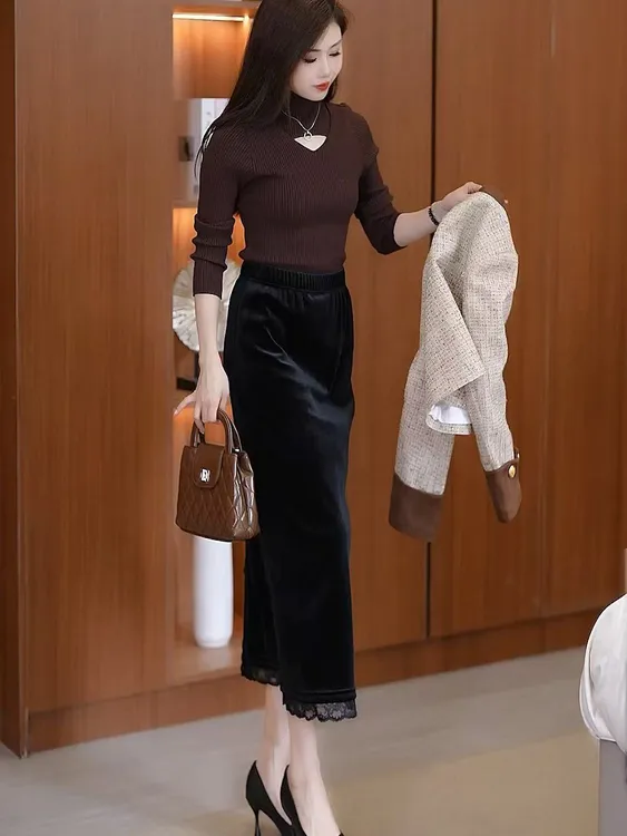 丝绒拼接蕾丝花边半身裙秋冬新款高腰显瘦气质后开叉a字一步裙女