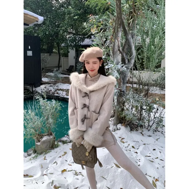 赵小小【贝蒂小姐】9372 大翻领领毛呢秋冬短款外套+高腰A字半身裙