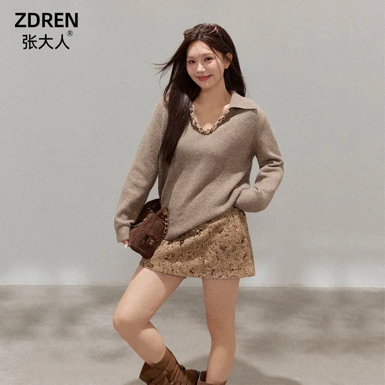 张大人【佩斯画廊】大码女装微胖妹妹时髦套装V领毛衣短款包臀裙