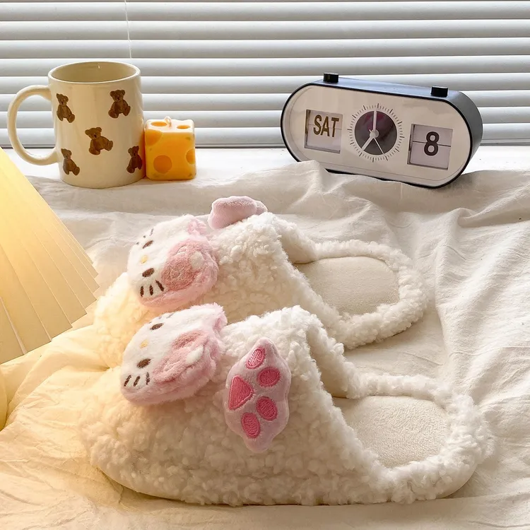 居家舒适休闲棉拖鞋秋冬季保暖耐磨耐脏可爱软萌轻便毛毛拖鞋女