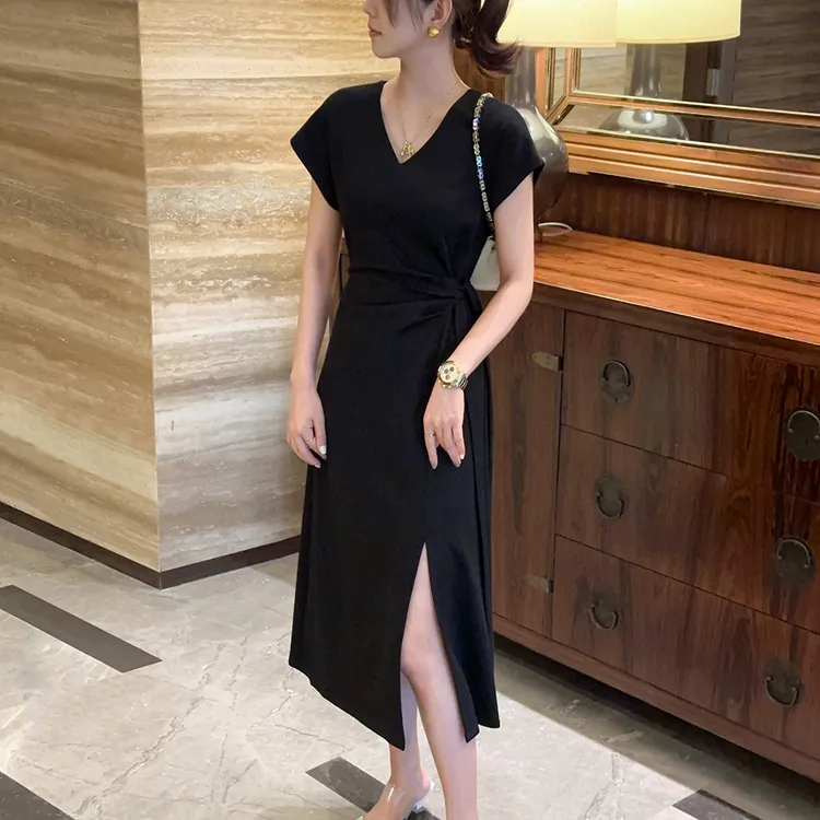 2025新款黑色修身梨形身材收腰长裙小个子法式开叉连衣裙子女夏季