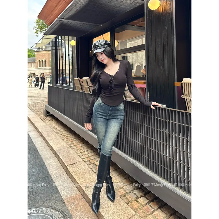 萌面侠【美腿实录】78棉气质百搭丰胯经典高弹小脚裤7059M流光风