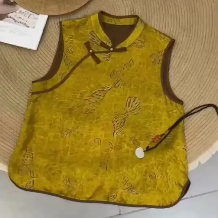 静静同款国风盘扣无袖上衣