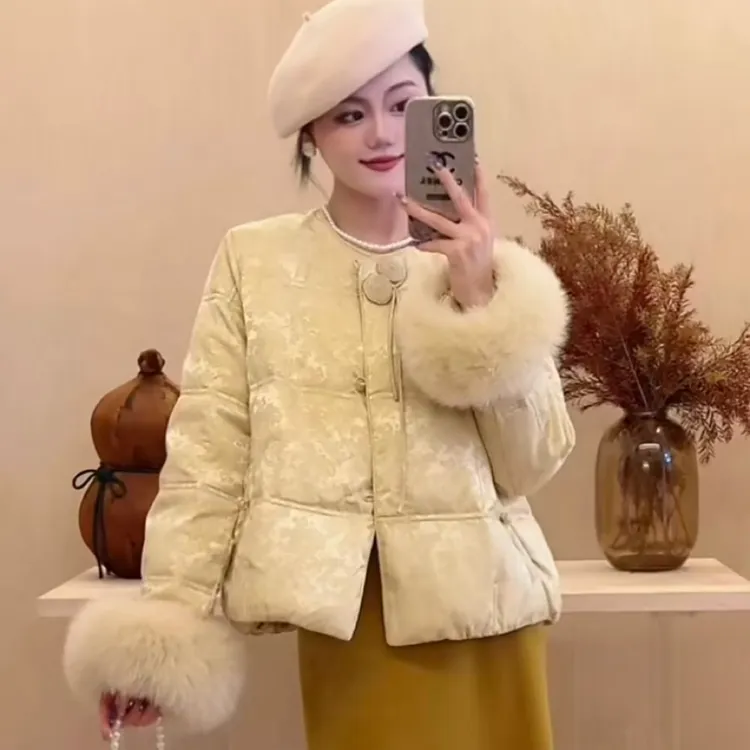 新中式国风流苏盘扣女2025冬季新款短款圆领石墨烯棉服外套