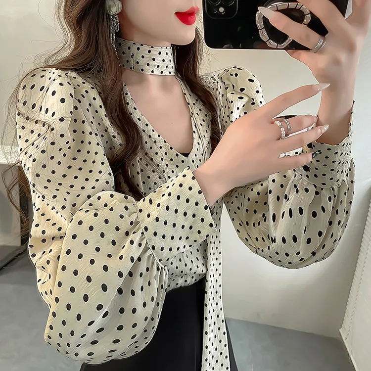 甜美波点印花法式衬衫上衣女宽松泡泡袖系带挂脖V领雪纺春装衬衣