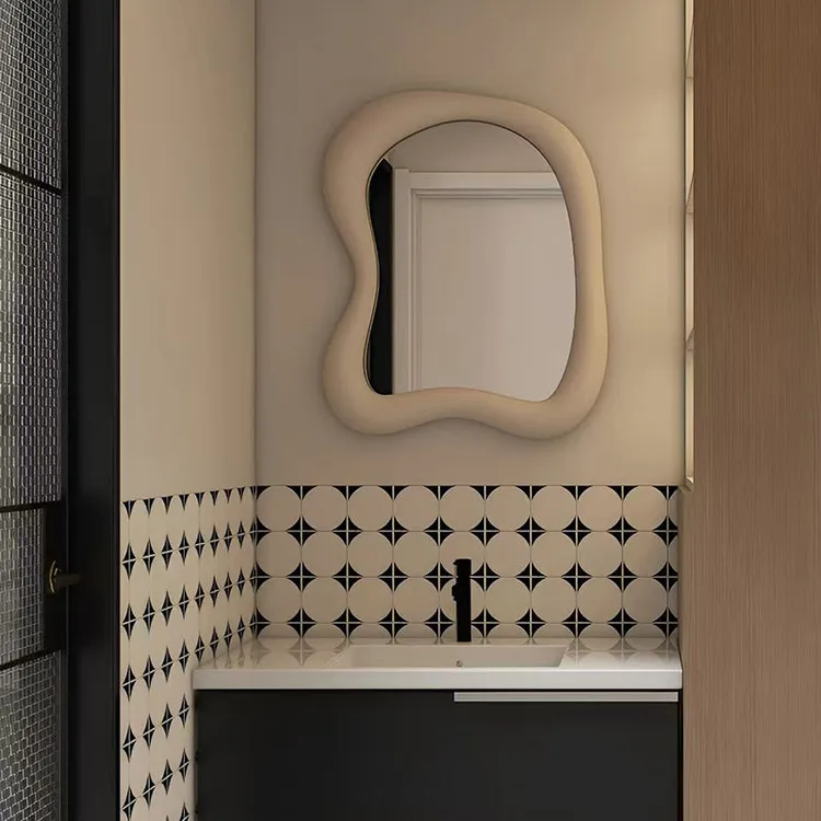 ins奶油风不规则化妆镜女生卧室可爱壁挂梳妆镜异形led防雾浴室镜