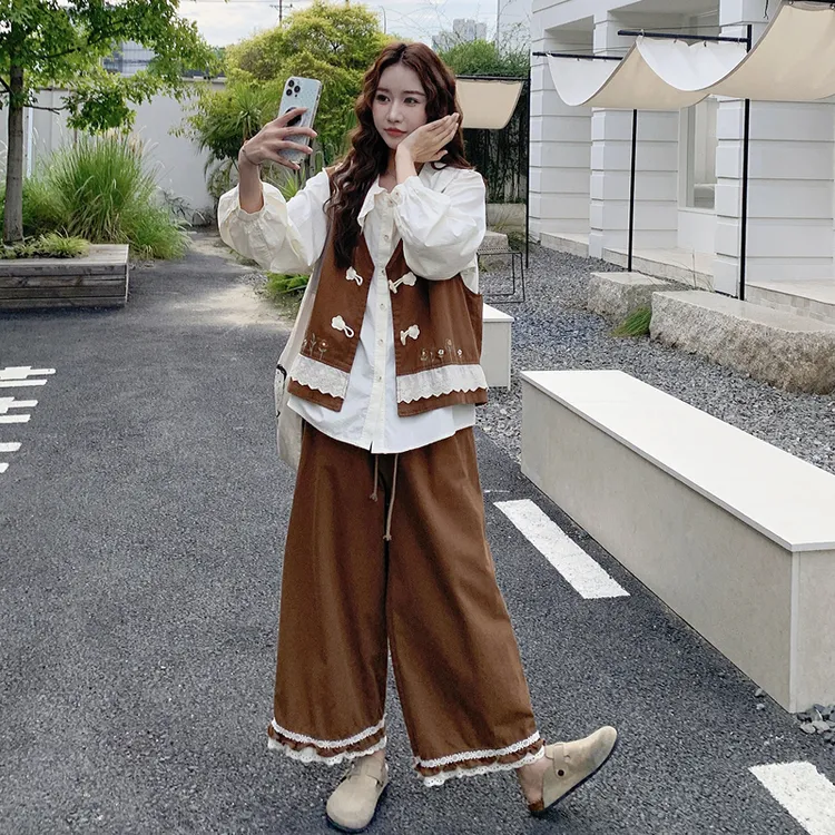 法式俏皮减龄少女感套装裤女2025年秋季新款马甲衬衫阔腿裤三件套