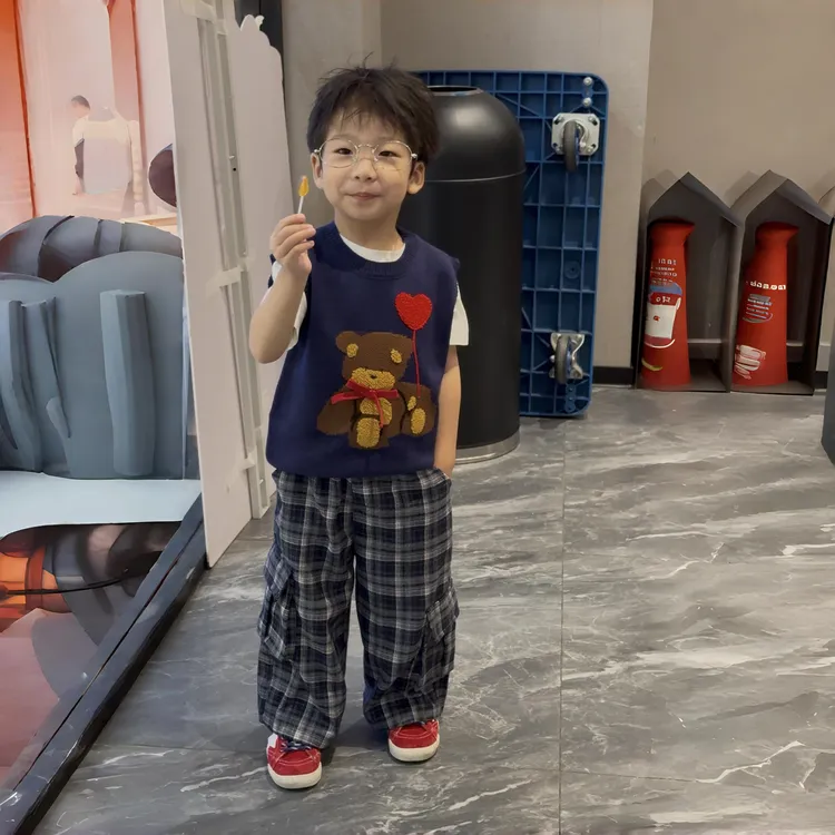 25秋装新款儿童工装裤宝宝复古宽松格子休闲裤男女通用裤子