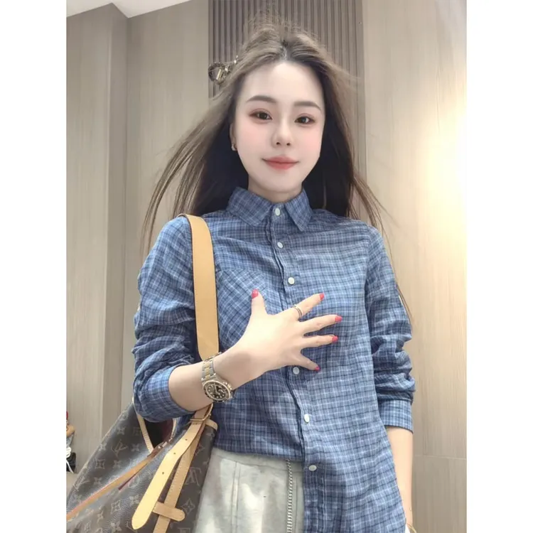 网红洋气蓝格子长袖衬衫女冬2025季新款韩版休闲百搭减龄宽松上衣
