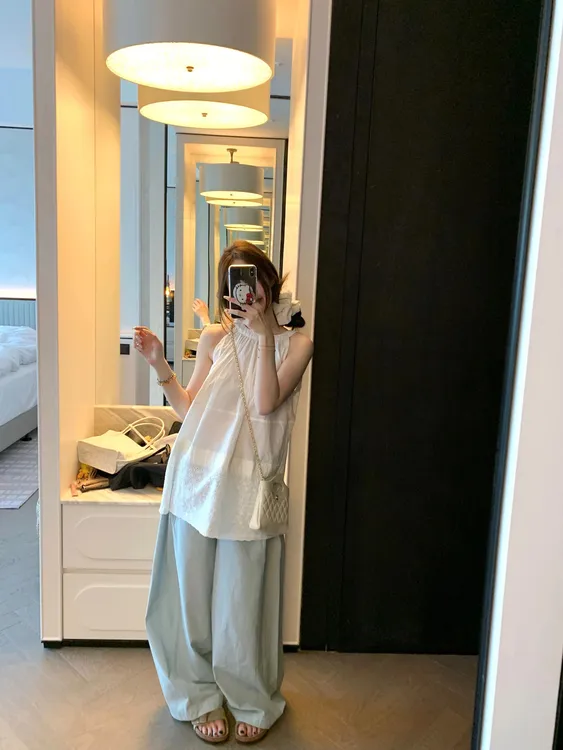 法式气质镂空无袖背心2025夏季新款宽松百搭上衣时尚阔腿裤两件套