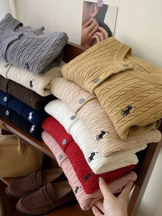 小马刺绣显瘦百搭宽松长袖秋季针织开衫女洋气复古软糯麻花毛衣