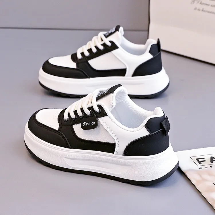 2025秋季新款百搭女鞋爆款时尚小白鞋ins潮鞋运动休闲鞋厚底板鞋