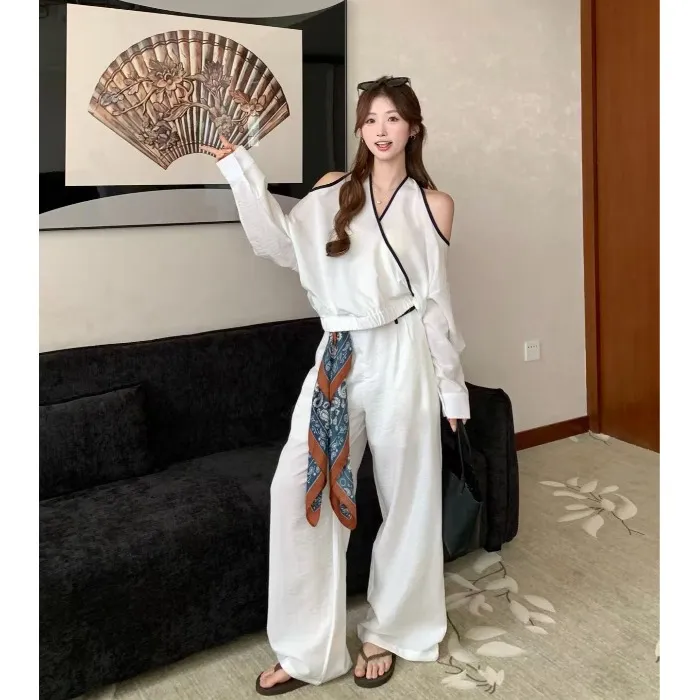 老钱风露肩挂脖长袖衬衫女秋季新款宽松显瘦高腰休闲裤长裤两件套