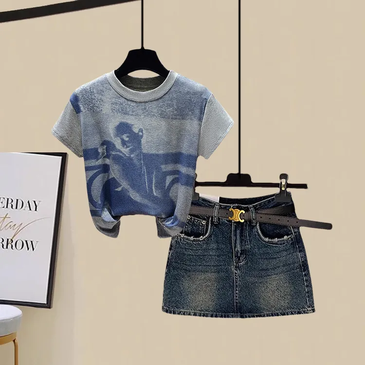 2025夏季时尚套装女辣妹显瘦印花短袖t恤复古高腰牛仔短裙两件套