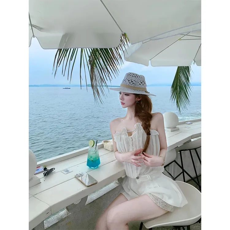 2025夏季新款纯欲性感辣妹风蕾丝拼接抹胸上衣女配高腰显瘦短裤