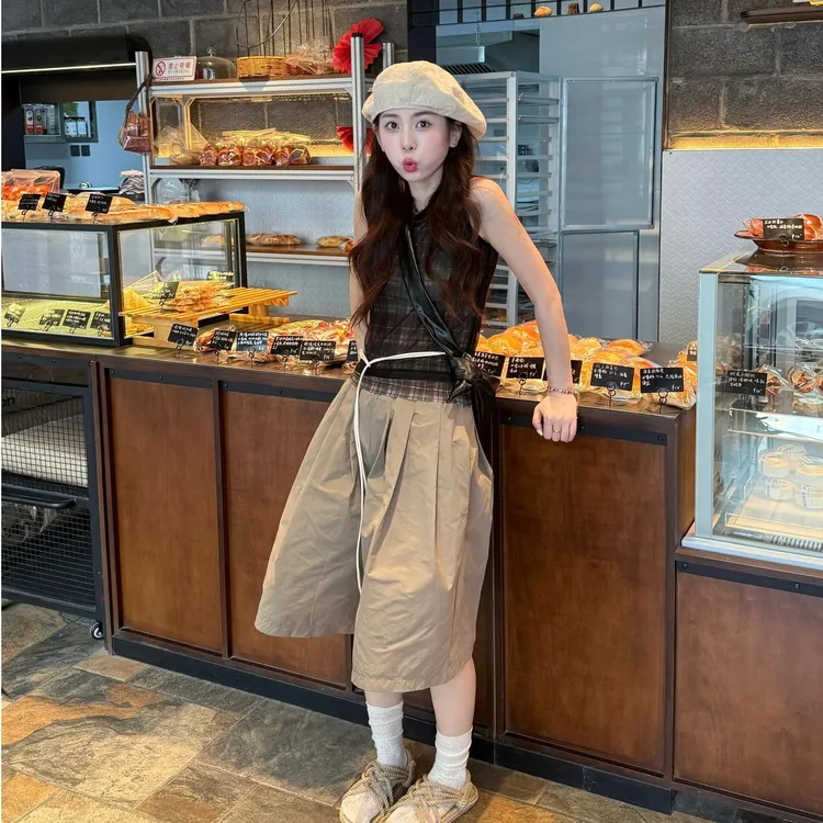 法式无袖背心上衣女2025年夏季新款时尚高腰显瘦复古五分阔腿裤子