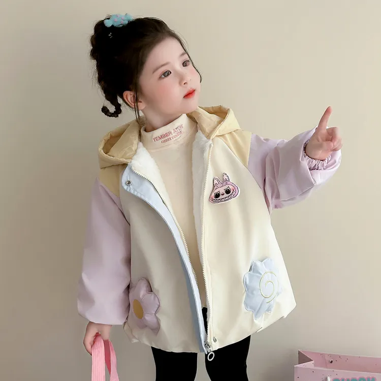 女童加绒外套秋冬款2025新款儿童可爱拉布布加厚派克服女宝宝秋装