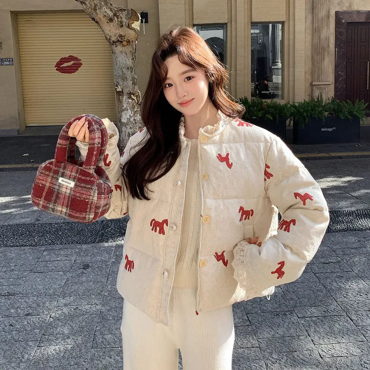 小香风蕾丝拼接印花羽绒服女短款2025冬新款木耳边90白鸭绒短外套