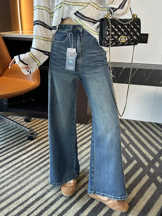 大码加绒弹力牛仔裤子女2025秋冬新款胖mm梨形身材宽松阔腿直筒裤