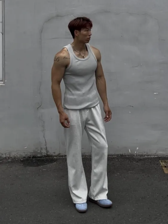 ULTISO本源 美式休闲弯刀卫裤微喇宽松健身运动百搭显高直筒长裤