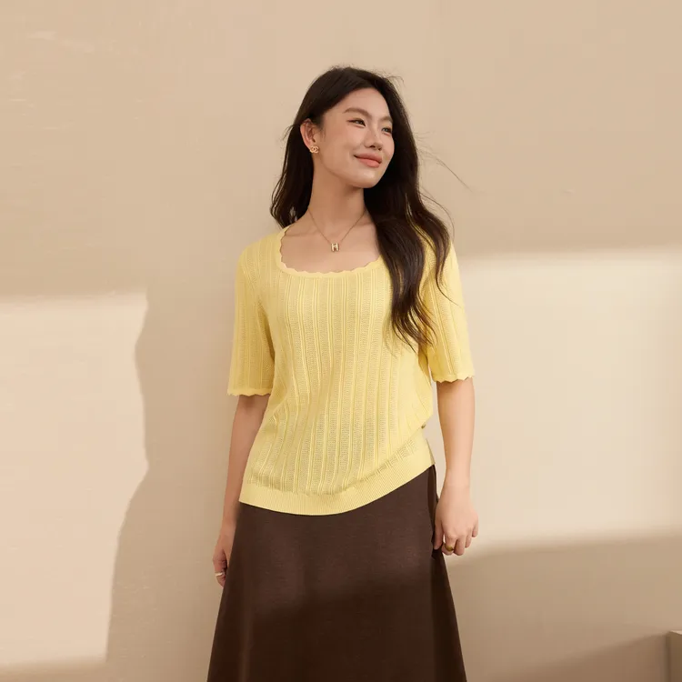 【流光风方领镂空设计感】纤莉秀大码女镂空设计感上衣QK3986