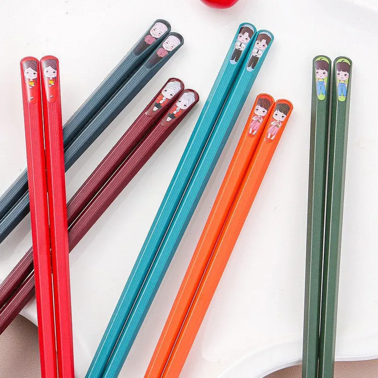【新疆包邮乌市直发】五色防滑网红公筷情侣筷子高档可爱家用创意