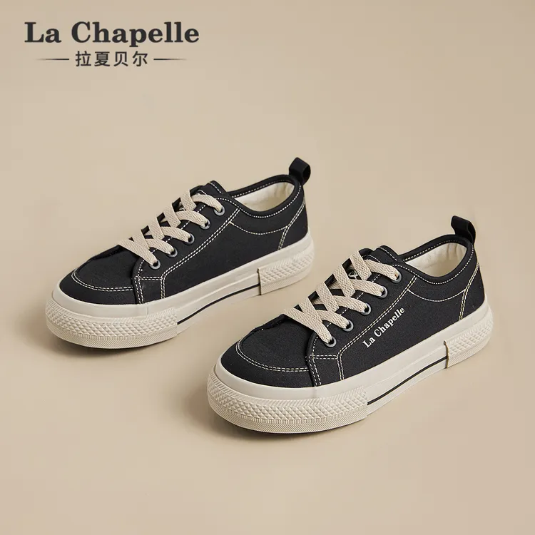 拉夏贝尔2025秋季明星同款百搭鞋子增高黑色经典帆布休闲鞋