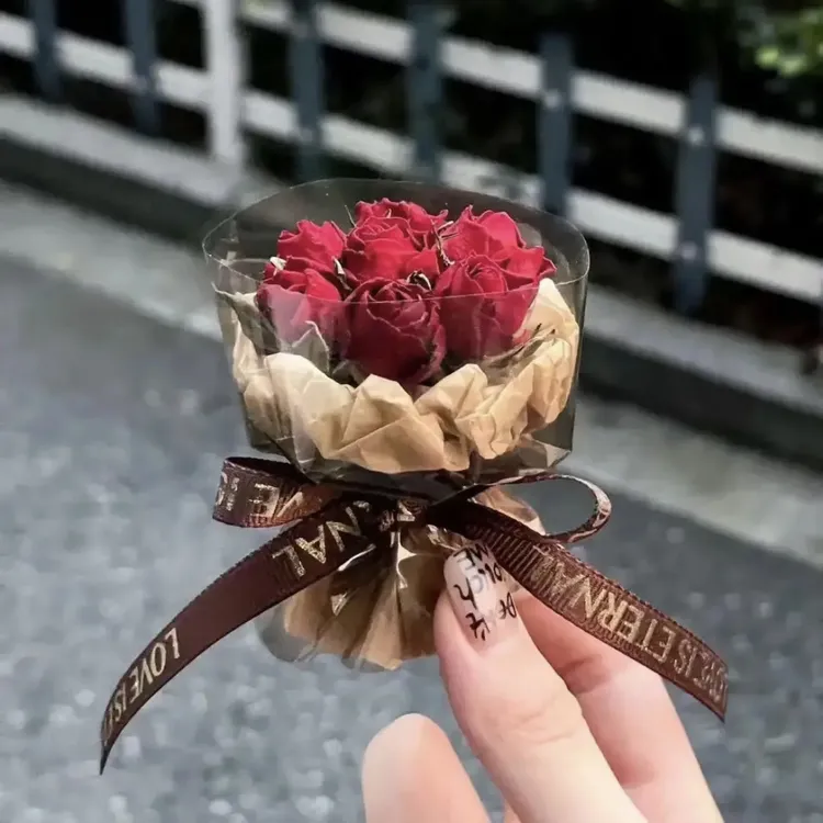 迷你口袋见面小花束玫瑰永生仿真花干花伴手礼生日520礼物装饰