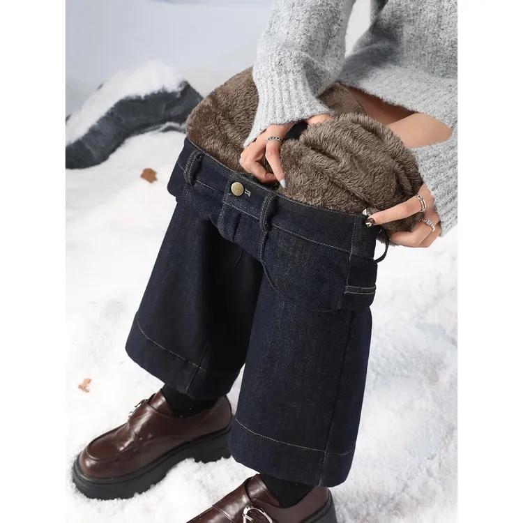 加绒加厚直筒牛仔裤女冬季2025新款高腰特厚羊羔绒宽松显瘦阔腿裤