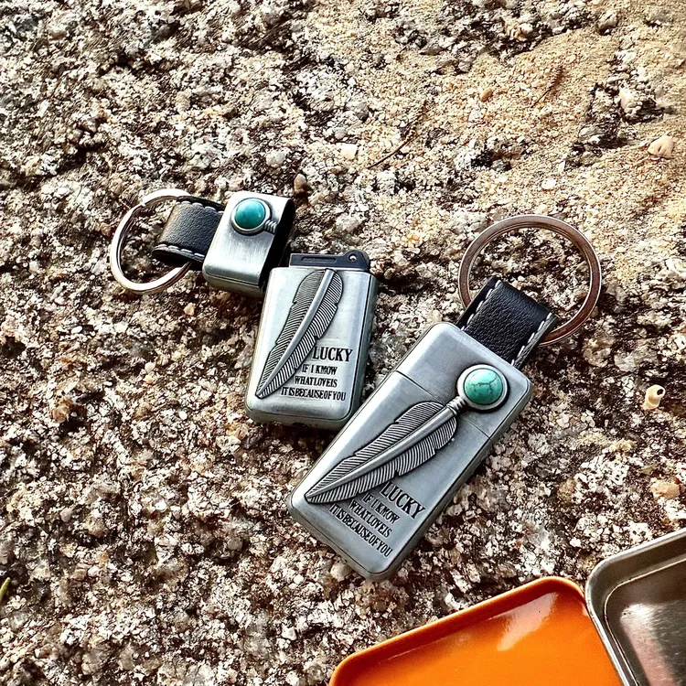 新款高颜值挂件钥匙扣随身便捷迷你砂轮都彭打火机充气打火机