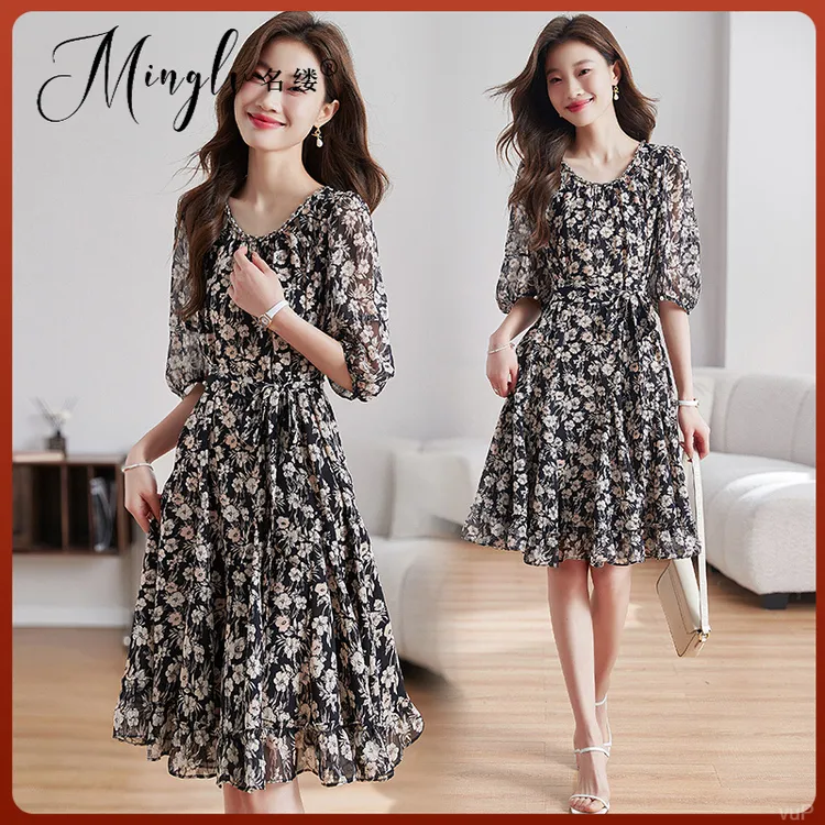 2025新款温柔风碎花连衣裙遮肚子显瘦高端御姐气质夏收腰黑色裙子