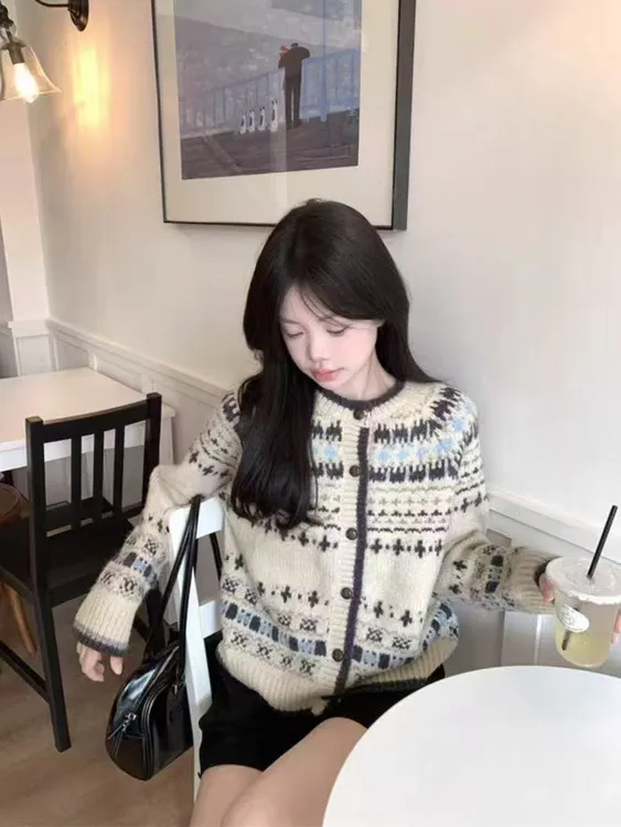 复古费尔岛毛衣开衫女秋冬冬季2025新款外穿针织外套上衣